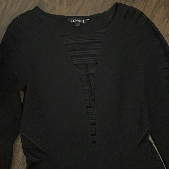 Sexy black form fitting long sleeve midi perfect for date night or GNO! Like new - Picture 3 of 3